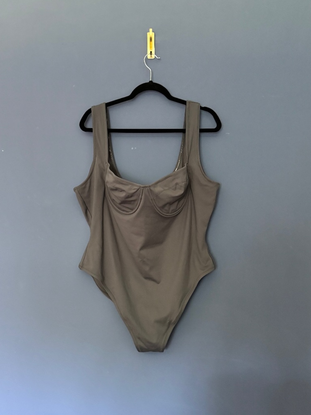 SKIMS Gunmetal Swim Shaping Underwire One Piece Swimsuit, Size 4X NWOT - Picture 2 of 7